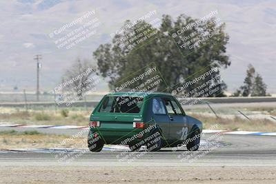 media/Jun-02-2024-CalClub SCCA (Sun) [[05fc656a50]]/Group 5/Qualifying/